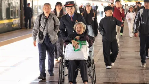 体育品牌联手战队，春季赛决战在即